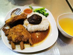 红烧排骨饭-亚明蟹肉面特大虾饺(สีลม)
