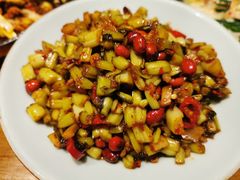 -吃饭皇帝大土家民族菜(正大广场店)