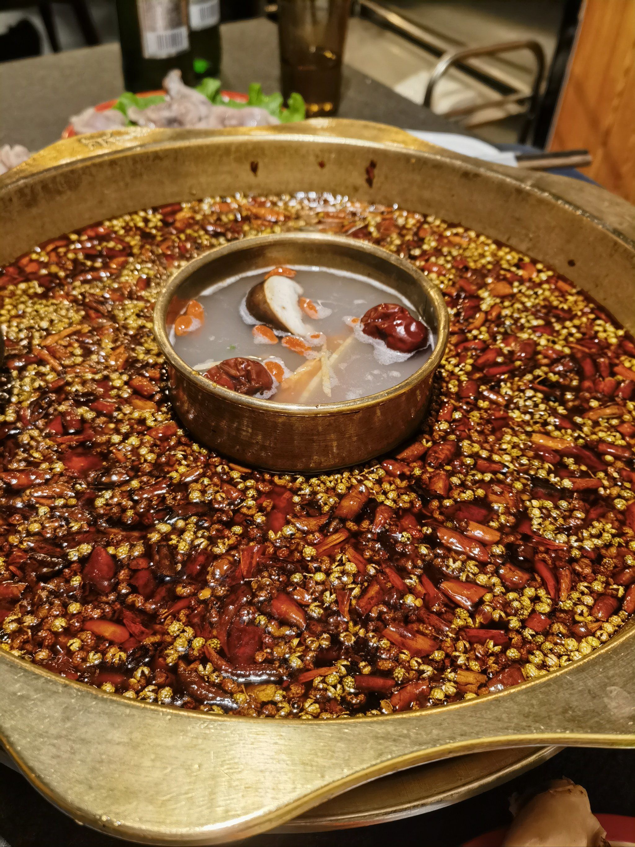 牛蛙火锅很过瘾