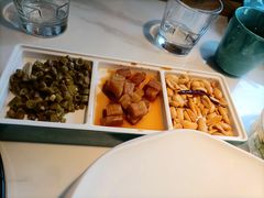 -荷塘秋月·本帮江浙菜(国权路店)