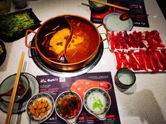 吊龙-牛村来人潮汕牛肉火锅(西单店)