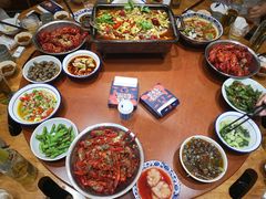 -琥珀老六龙虾(四里河店)