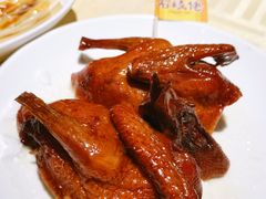 驰名石岐乳鸽-石岐佬中山菜馆(张溪店)