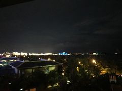 -三亚湾海居铂尔曼度假酒店