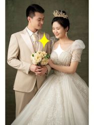 -雪中彩影婚纱摄影·微光艺术中心