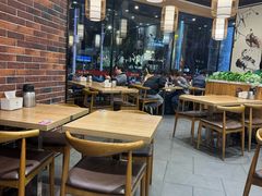 -裕记烧腊连锁餐饮(国商分店)