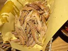 -先启半步颠小酒馆(虹桥龙湖天街店)