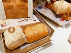 酥软豆乳四叶包-好利来(北新桥店)