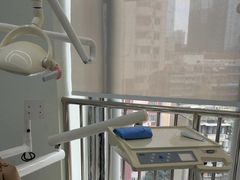 -极光口腔·矫正种植修复(锦江院区)