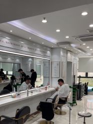 -镁连社·美联社