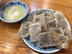 老北京炸灌肠-门框胡同百年卤煮(新街口店)