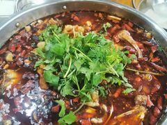 -一品红烧鸭特色川菜(三岔湖店)