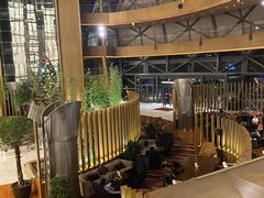 -上海滴水湖皇冠假日酒店