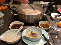 -捞王锅物料理(上海世茂广场店)