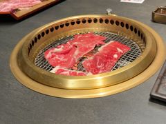 -铭牛烧肉·和牛海鲜自助(高新月牙湖店)