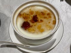 养颜桃胶双皮奶-十二粤味·顺德菜·烧鹅点心(五四广场店)