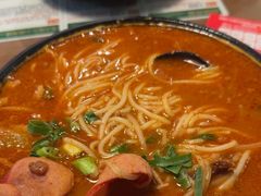 -肥汁米蘭香港米线(定西路店)