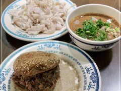 -老爆肚满五香烧牛羊肉