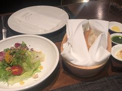 -GreyWhale灰鲸餐厅(武汉国际广场店)