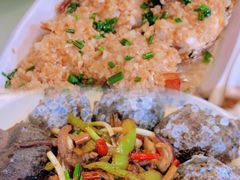 -四川小胡子海鲜(丁村万人海鲜广场店)