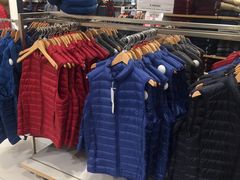 -优衣库(重庆星光时代广场店)