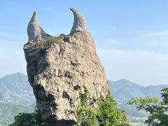 -马仁奇峰