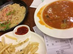 -玛格萝妮比萨屋(四平店)