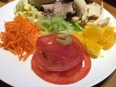 有机沙拉吧-So Lounge索兰至餐厅(蓝色港湾店)