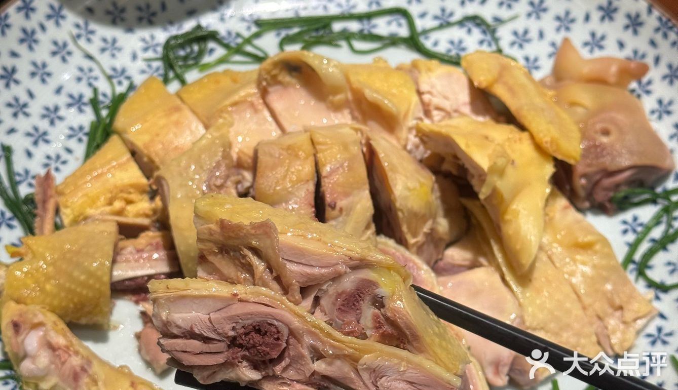 上海也有了!!Labubu馒头铁锅炖…