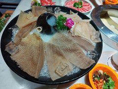 爽脆黑毛肚-煲宫猪肚鸡(晶品店)