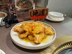-锅飘飘·东北铁锅炖(雨花客厅店)