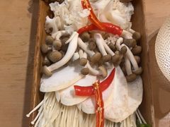 -湯系·煲汤手艺人(东二环泰禾广场店)