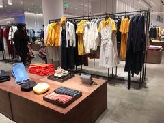 -URBAN REVIVO(西安Momopark店)