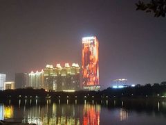-南湖名都·景湖轩全日制餐厅·海鲜自助·东南亚风味·临湖而食