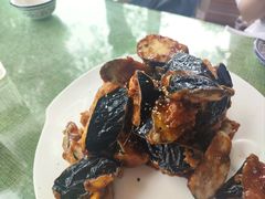 焦糖茄子牛肉粒-桃子餐厅·天津菜(王顶堤总店)