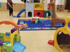 -红黄蓝早教(西海岸旗舰中心)