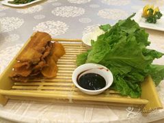 -南京悦客假日酒店