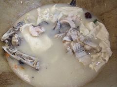 -滇香肴·云南菜蒸汽石锅鱼(云南北路店)