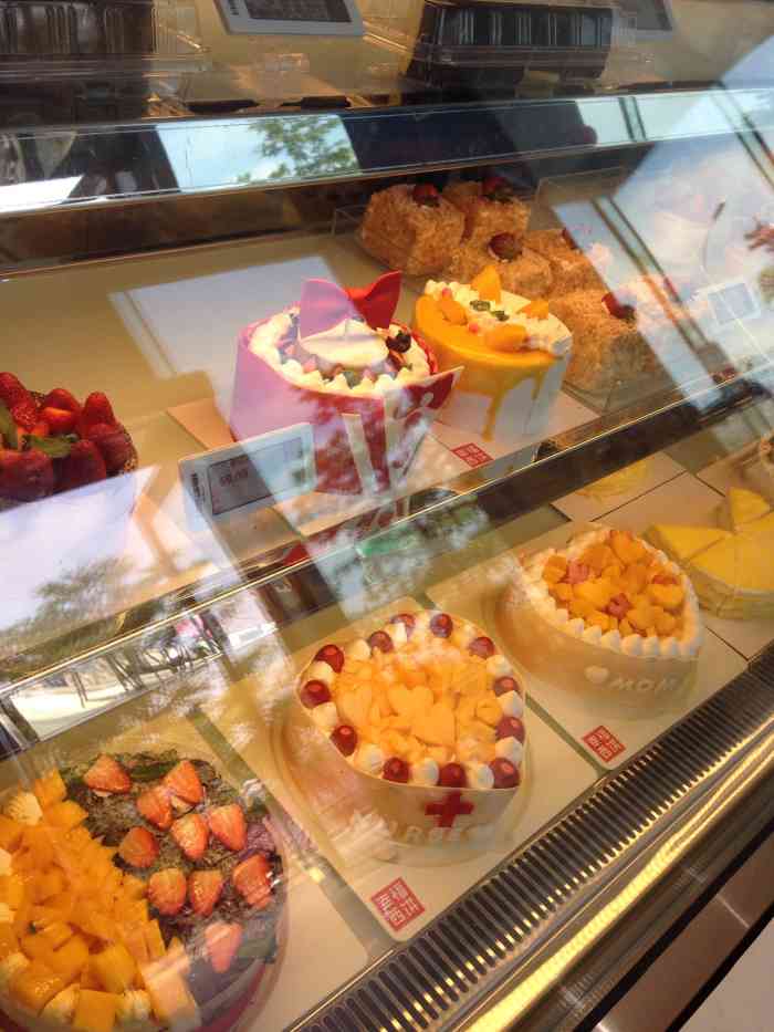 幸福西饼面包茶饮(禅城店)-"幸福西饼在西饼界算是老牌子了,佛山感觉