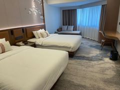 -广东大厦酒店(广州北京路步行街纪念堂地铁站店)