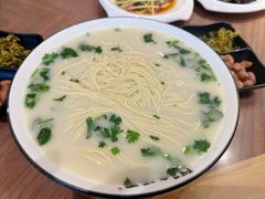 鱼汤面-阿达师傅鱼汤面