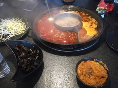 -渝涯重庆豆花老火锅(中赢国际店)