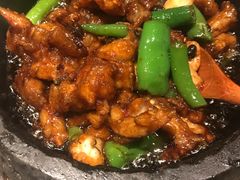 石锅杭椒牛蛙-桂满陇天书(南京德基旗舰店)