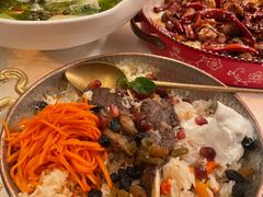 招牌酸奶手抓饭-龟兹KUCINA·新疆菜(前滩L+PLAZA店)