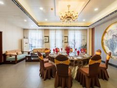 -新东源国际酒店·新东源食坊(沙井店)