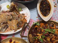 -肥肥虾庄·金牌油焖大虾(汉口城市广场店)