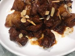 杏仁年糕牛肉-小厨娘淮扬菜(清江苏宁广场店)