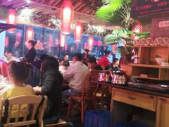 大堂-野山舂·贵州现舂酸汤火锅(鸿通城店)