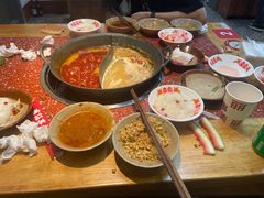 -赵美丽·重庆社区火锅·直营店(火车东站·中豪国际店)