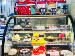 -DQ·蛋糕·冰淇淋(虹口龙之梦店)